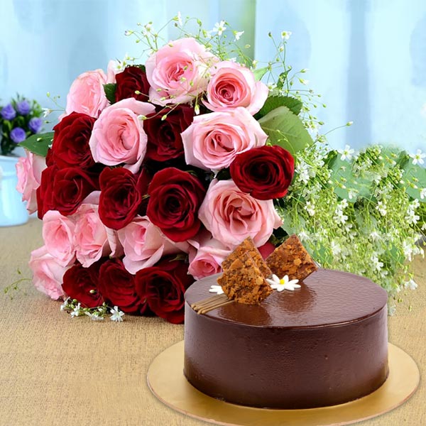 Fresh Roses with Cake