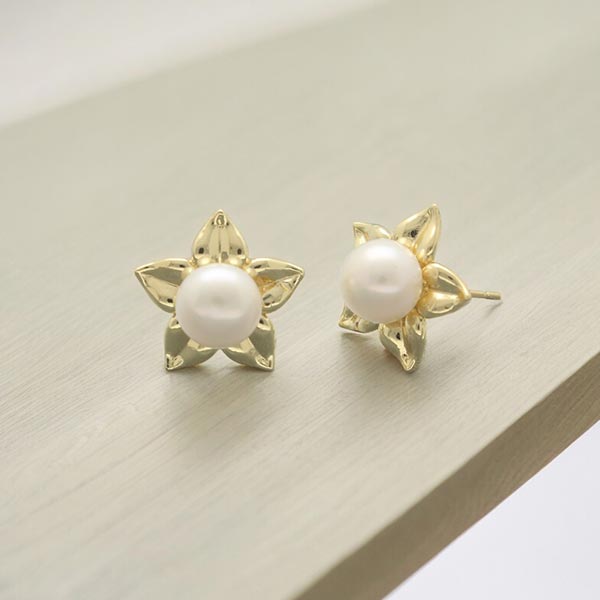 Shinning Star Pearl Earrings